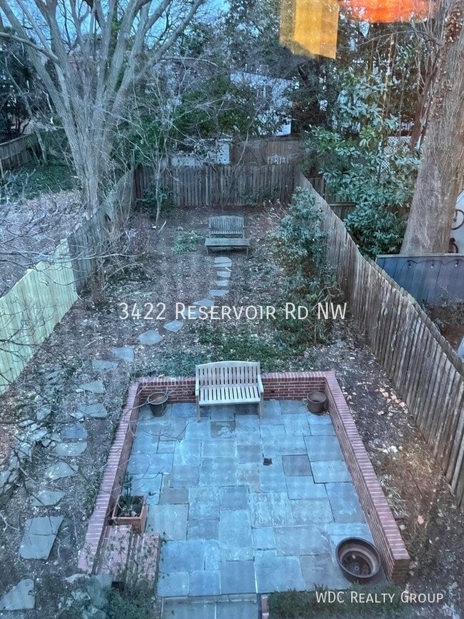 Building Photo - 3422 Reservoir Rd NW