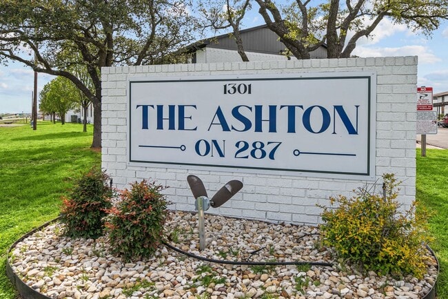 Building Photo - Move-In Ready Living at The Ashton on 287: Fully Furnished Apartments with Utilities Included