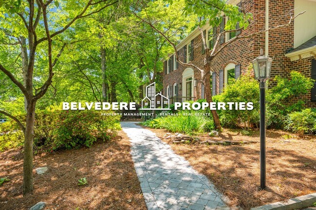 Building Photo - 4 bed in Hamilton Lakes