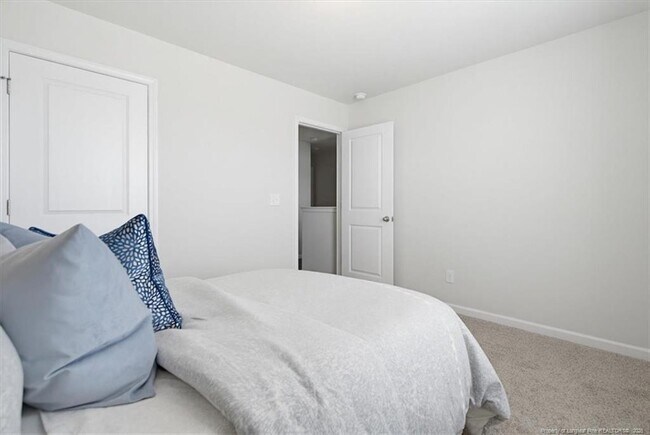 Building Photo - 594 Melbourne Dr