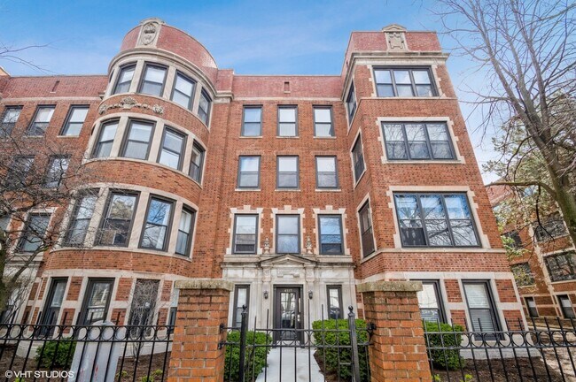 Primary Photo - 4117 N Sheridan Rd