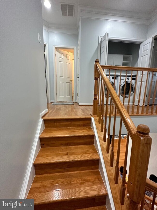 Building Photo - 44251 Huron Terrace