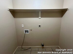 Building Photo - 5202 Fountain Lake Dr