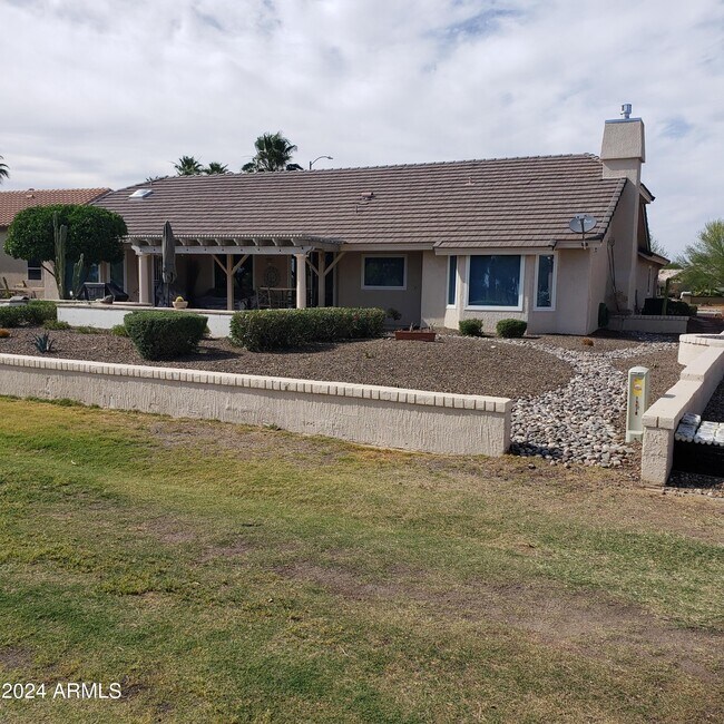 Building Photo - 13319 W Crown Ridge Dr