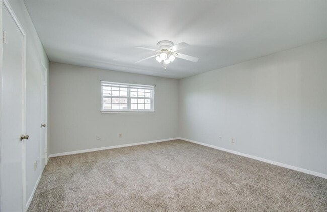 Building Photo - 9495 Fondren Rd