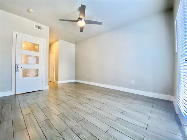 Building Photo - 1323 St Joseph St