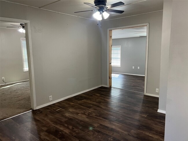 Building Photo - 810 S Brownell St