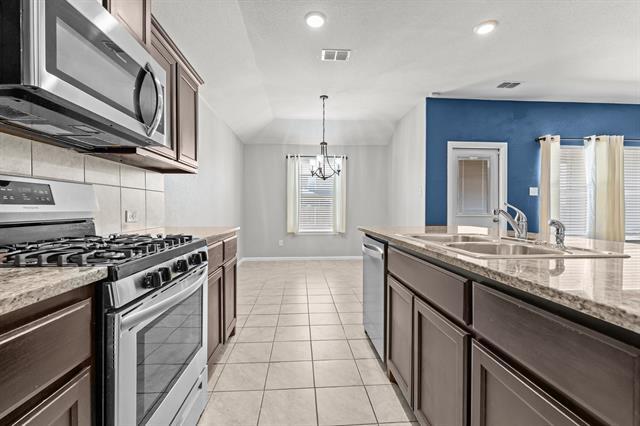 Building Photo - 9901 Huntersville Trl