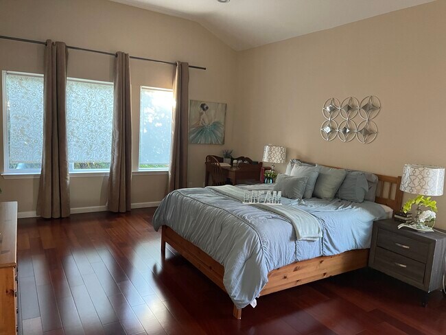 Building Photo - 617 Liberty St