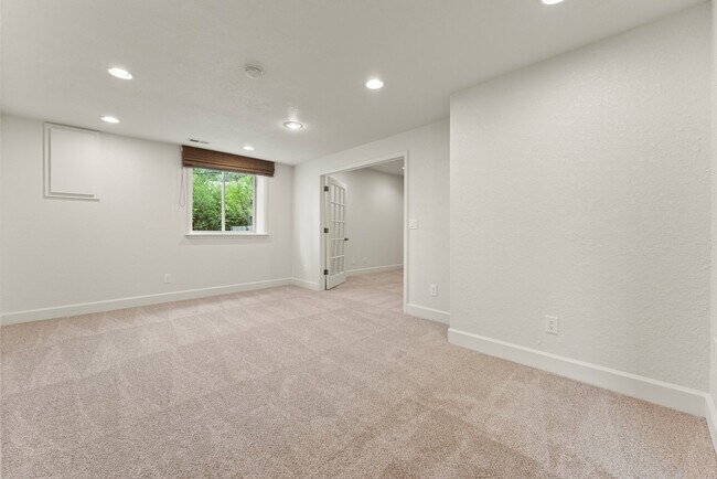 Building Photo - 2505 Innisbrook Ct