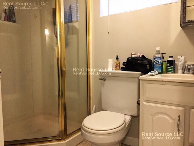 Building Photo - 519-521 Main St. Unit 1