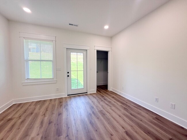 Building Photo - Fuller Style - Spacious 2-Bedroom Townhome with Flex Room at Highbury