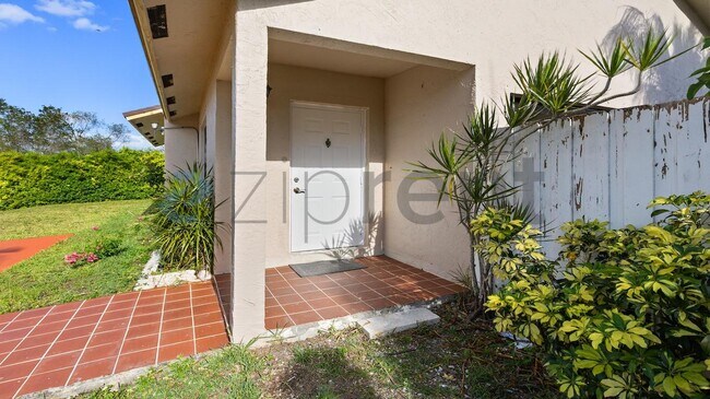 Building Photo - 16110 SW 300th St