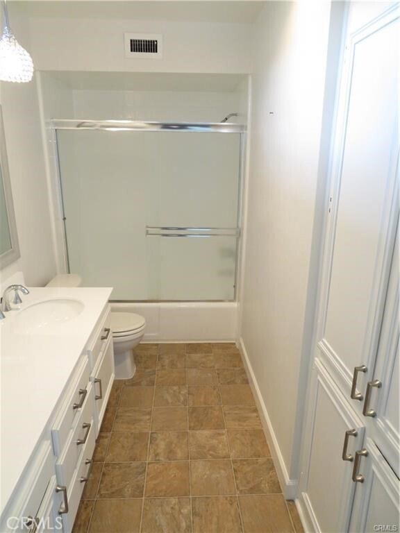 Building Photo - 12415 Riverside Dr