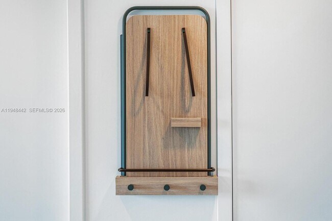 Building Photo - 159 NE 6th St