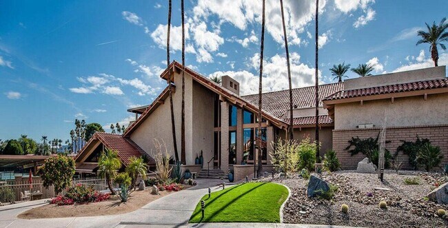 Building Photo - 28 La Cerra Dr
