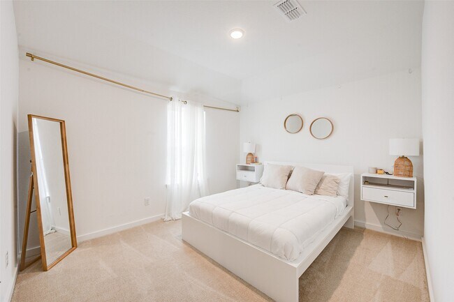 Building Photo - 4606 Wax Myrtle Ct