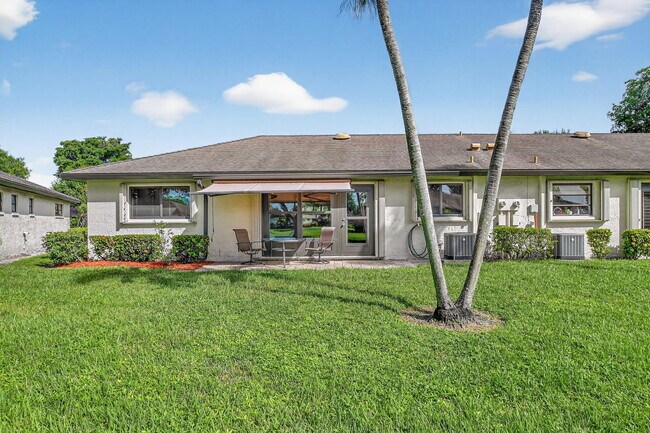 Building Photo - 4677 Robinwood Cir