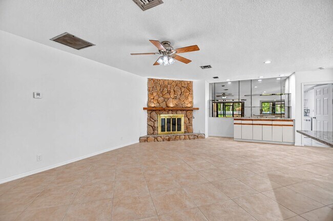 Building Photo - 2358 Deer Creek Trail