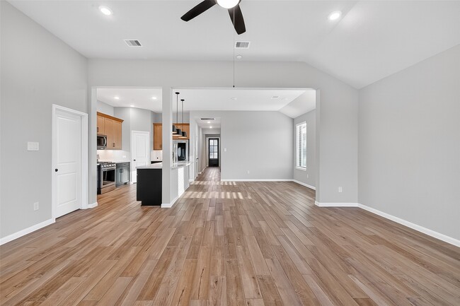 Building Photo - 27306 Ky Cv Ct