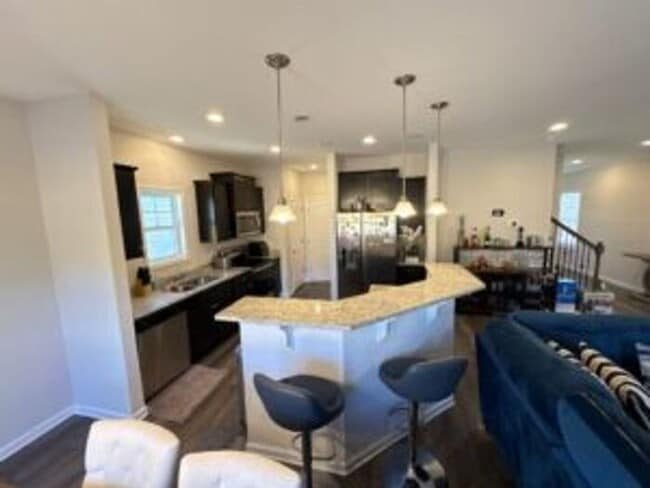 Building Photo - Beaufort Farms