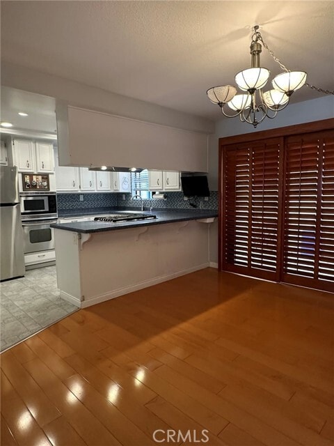 Building Photo - 676 Shepard St