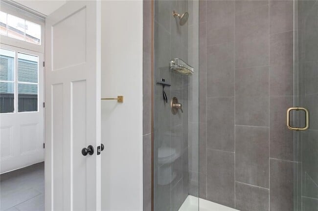 Building Photo - 1300 Chartres St