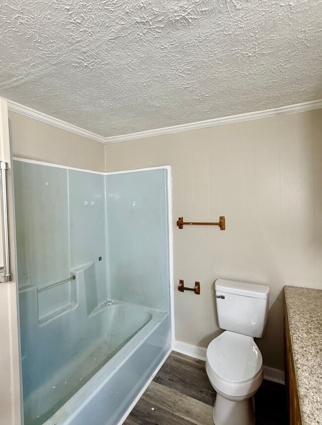 Building Photo - 2 Bed/1 Bath House