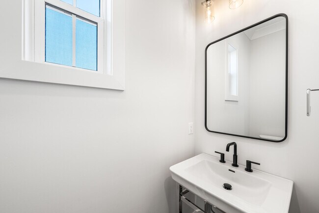 Building Photo - 40 Casa Breeze Ln