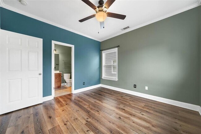 Building Photo - 548 Myrtle Trace Ln