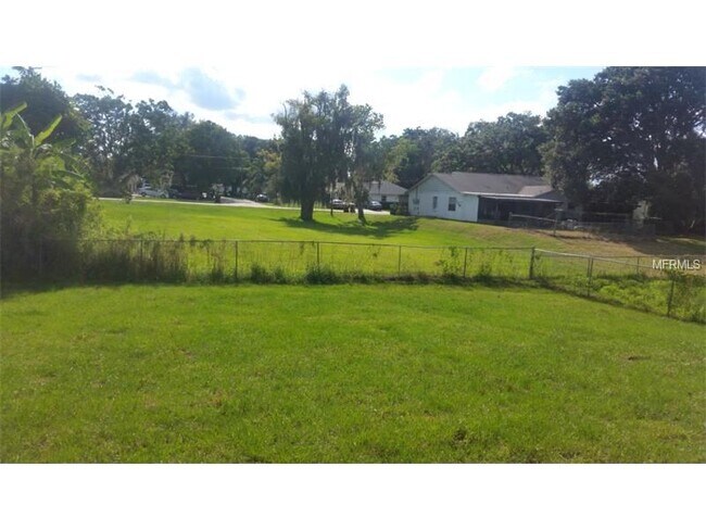 Building Photo - PENDING APPLICATION-MOVE IN SPECIAL-2/2 Very Nice Duplex for Rent in St. Cloud
