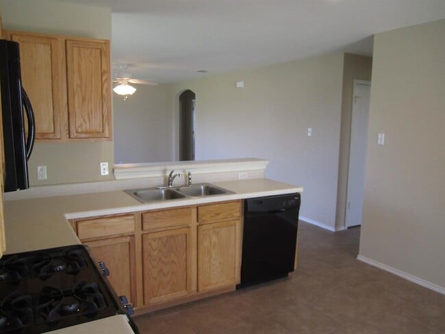 Building Photo - 13124 Maidenhair Tr