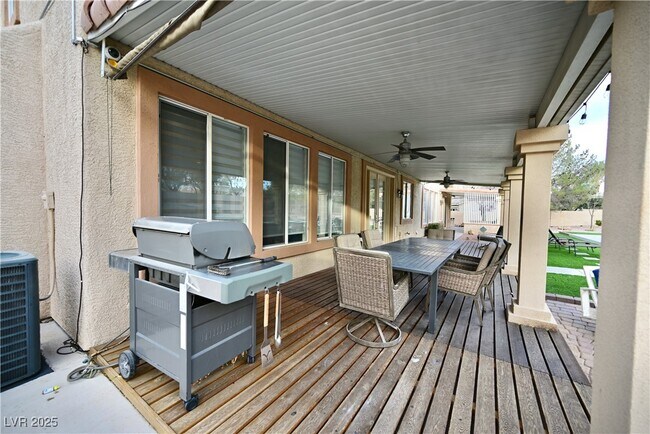 Building Photo - 385 Glenridding St