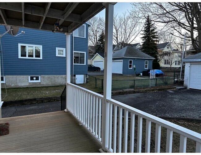 Building Photo - 41-43 Boylston St