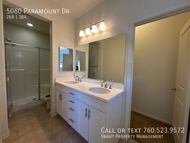 Building Photo - 5060 Paramount Dr