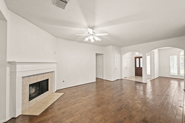 Building Photo - 18403 Lost Maples Ct