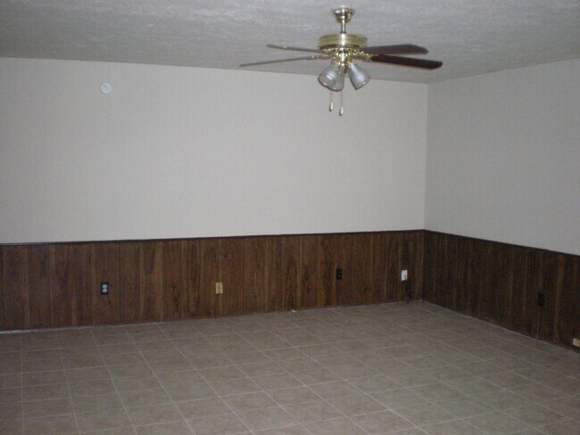 Building Photo - 15803 Samoa Way