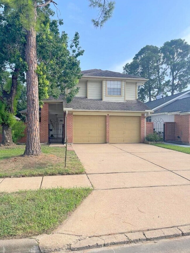 Building Photo - 16131 Golden Sands Dr