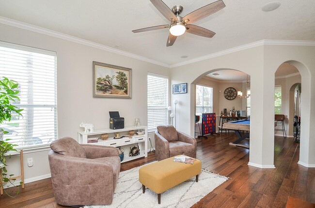 Building Photo - 3654 Royal Royce Dr