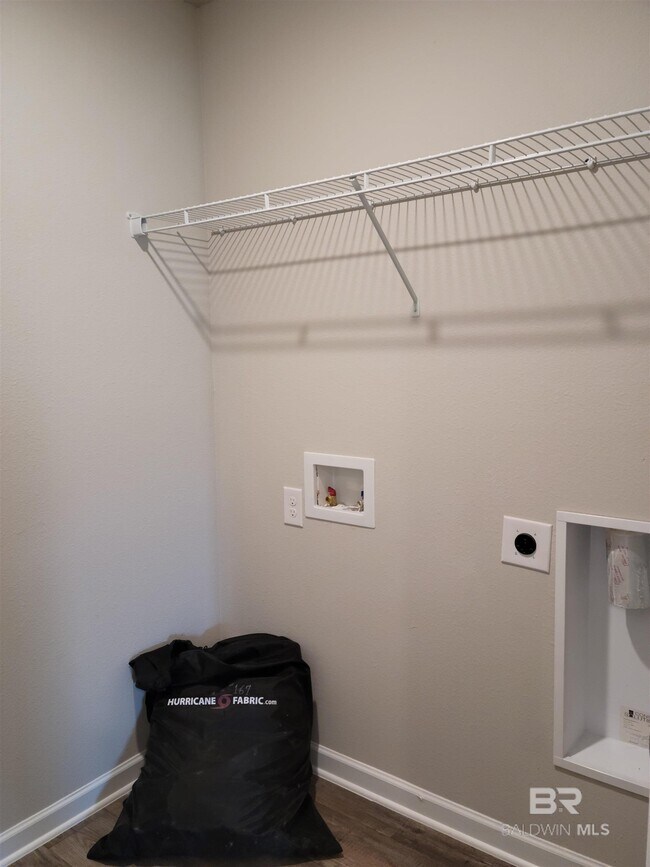 Building Photo - 23144 Shadowridge Dr