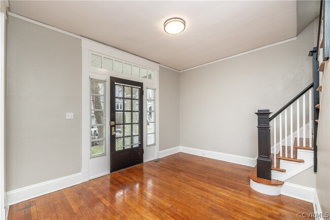 Building Photo - 2726 Hanes Ave