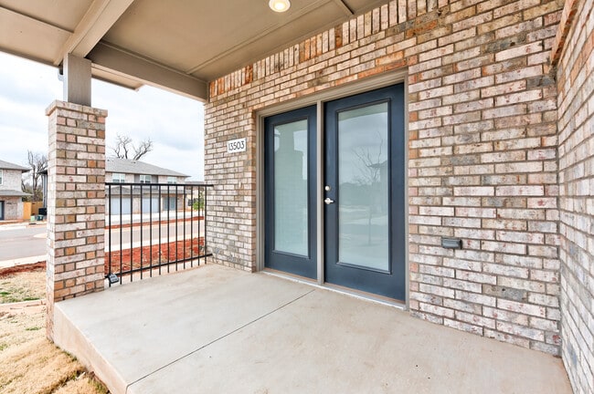 Building Photo - 13503 Bluejacket Dr