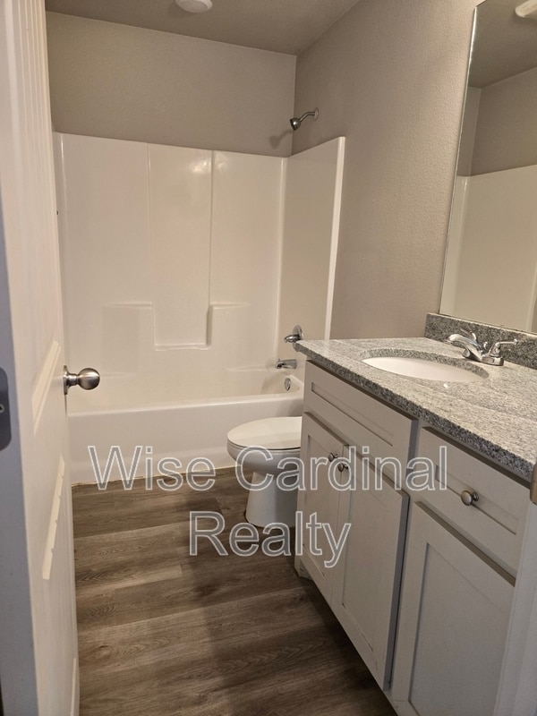 Building Photo - 17820 Private Rd 2160