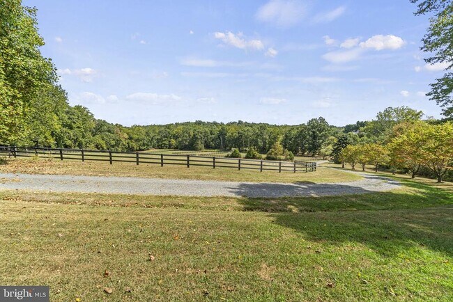 Building Photo - 12780 Chatter Brook Dr