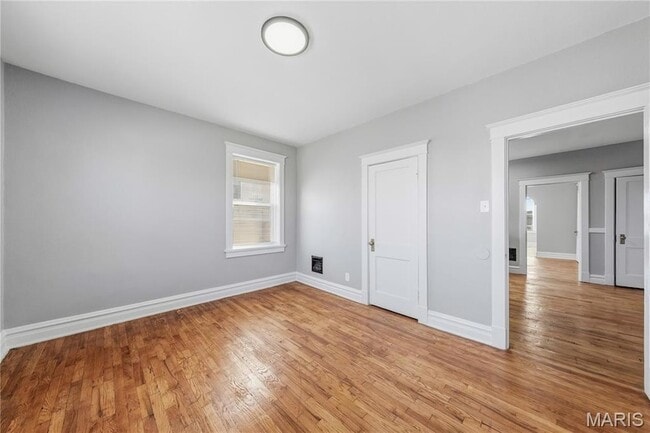 Building Photo - 4643 Evans Ave