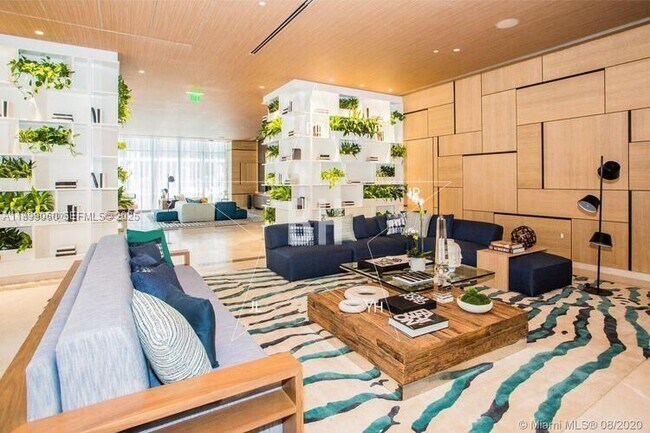 Building Photo - 55 SW 9th St