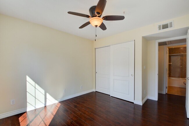 Building Photo - 2111 Jetty Rock Dr