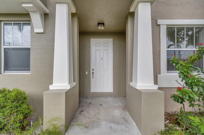 Building Photo - 770 Millbrae Ct