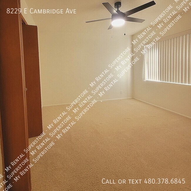 Building Photo - 8229 E Cambridge Ave