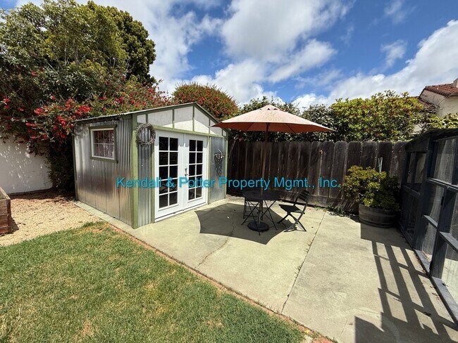 Building Photo - Quiet & Updated Watsonville Charmer 2 plus BR/1BA